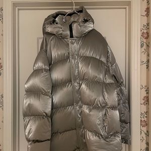 ARITZIA SUPER PUFF COAT